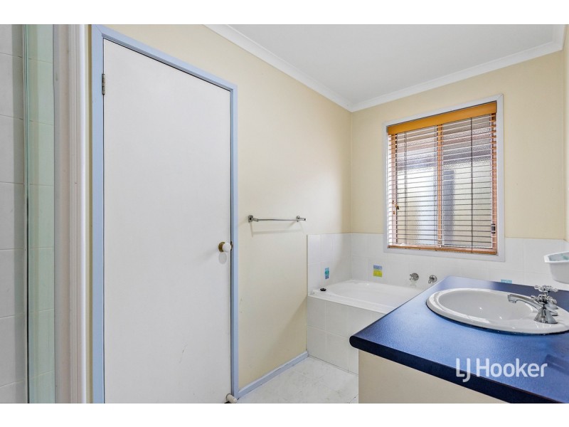 3 Rutman Close, Werribee VIC 3030