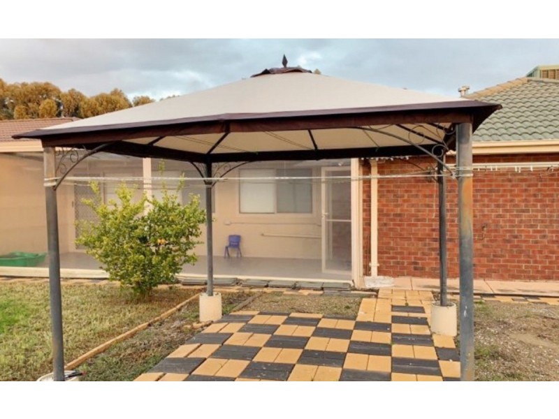 3 Rutman Close, Werribee VIC 3030