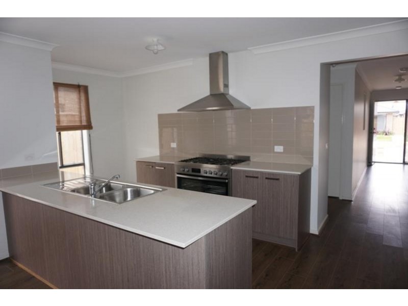19 Teller Street, Tarneit VIC 3029