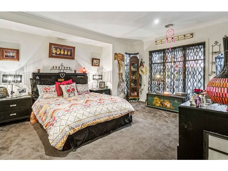 70 Rose Grange Boulevard, Tarneit VIC 3029