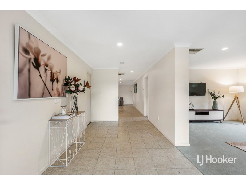 13 Tyler Crescent, Tarneit VIC 3029