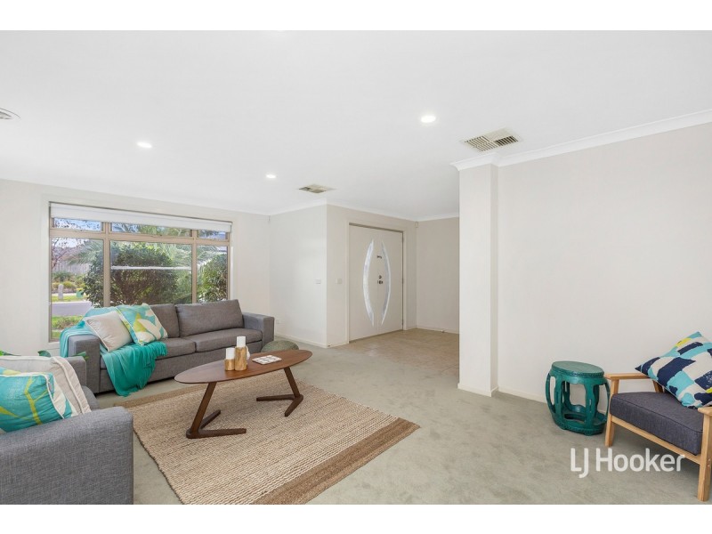 13 Tyler Crescent, Tarneit VIC 3029