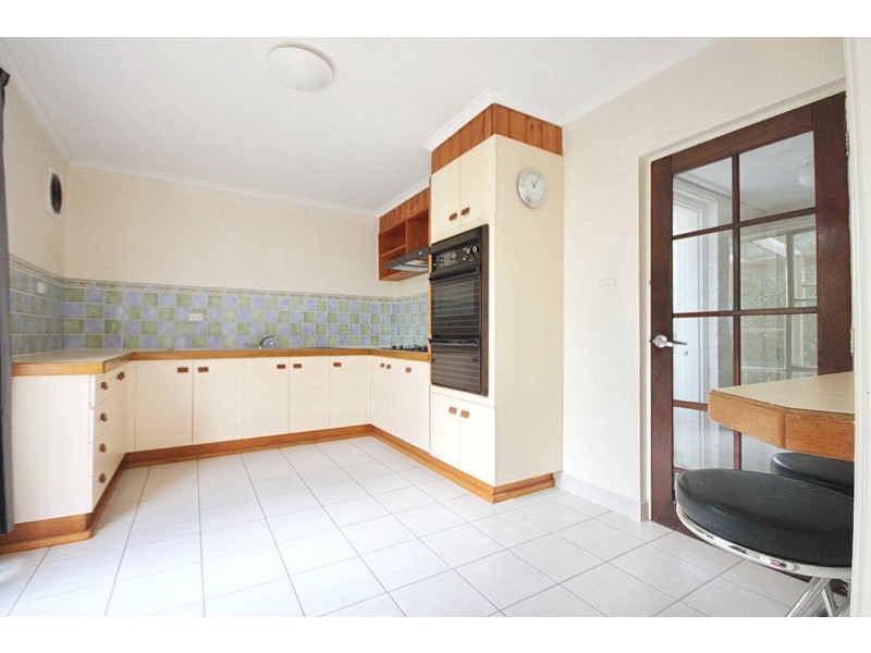 11 Golden Avenue, Werribee VIC 3030