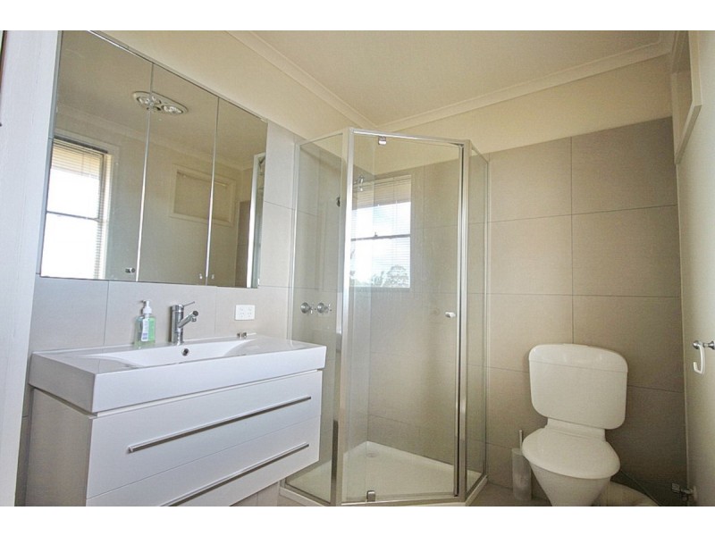 11 Golden Avenue, Werribee VIC 3030