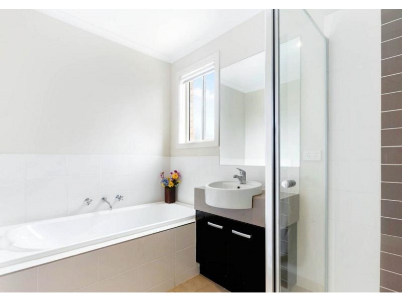 22 Gungurra Grove, Wyndham Vale VIC 3024