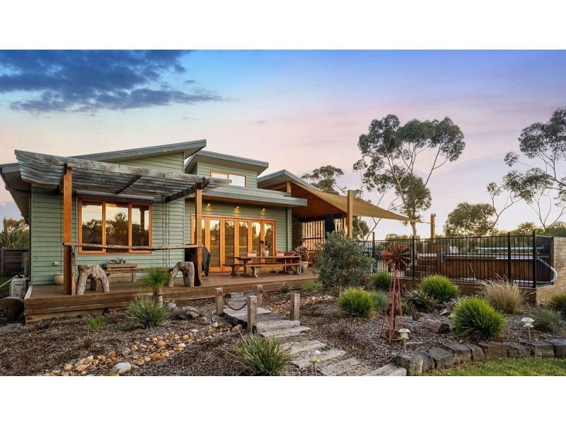 30 Bindowan Drive, Hoppers Crossing VIC 3029