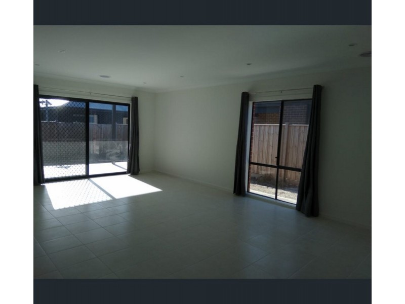 11 Joyous Street, Wyndham Vale VIC 3024