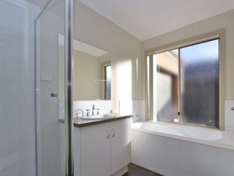 20 Billabong Crescent, Tarneit VIC 3029