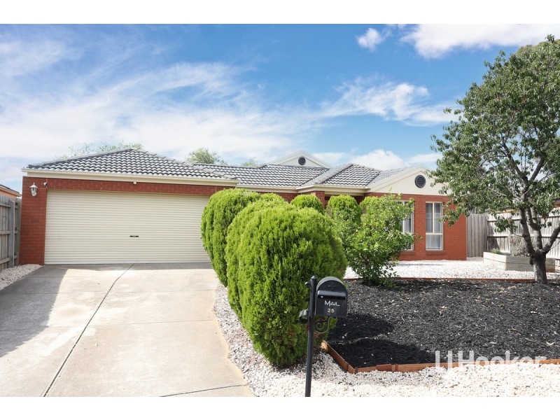 25 Kelvin Grove, Werribee VIC 3030