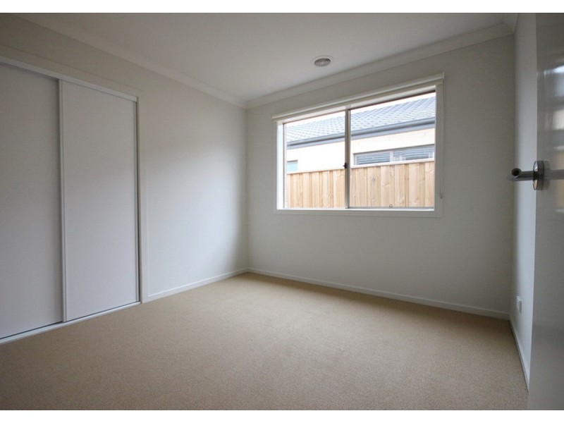 37 Taworri Crescent, Werribee VIC 3030