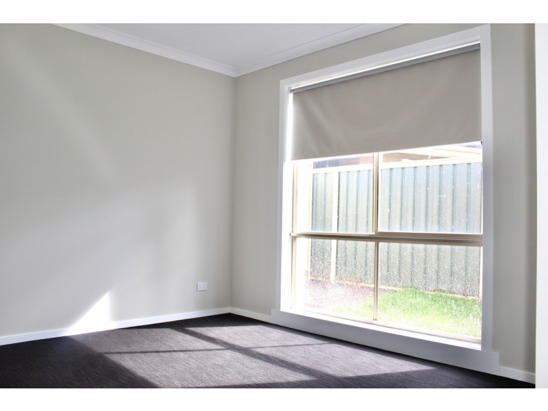 2/26 Ribblesdale Avenue, Wyndham Vale VIC 3024