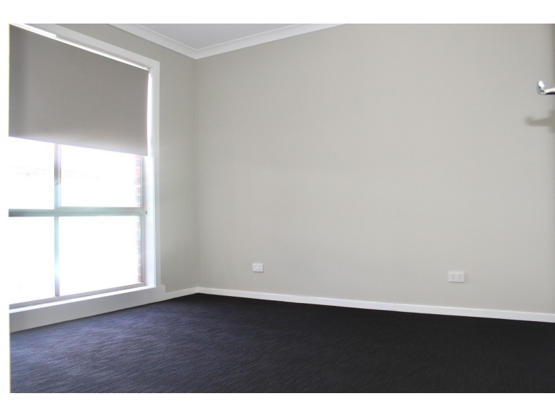 2/26 Ribblesdale Avenue, Wyndham Vale VIC 3024