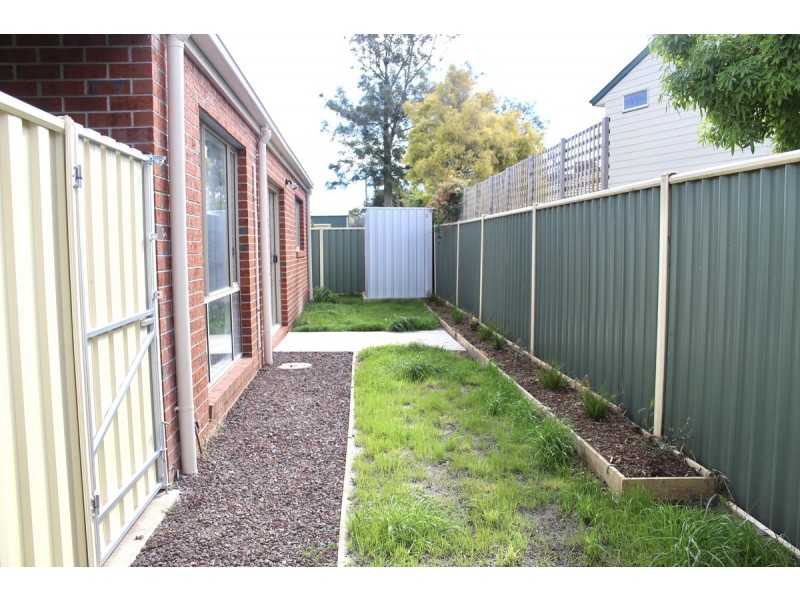 2/26 Ribblesdale Avenue, Wyndham Vale VIC 3024