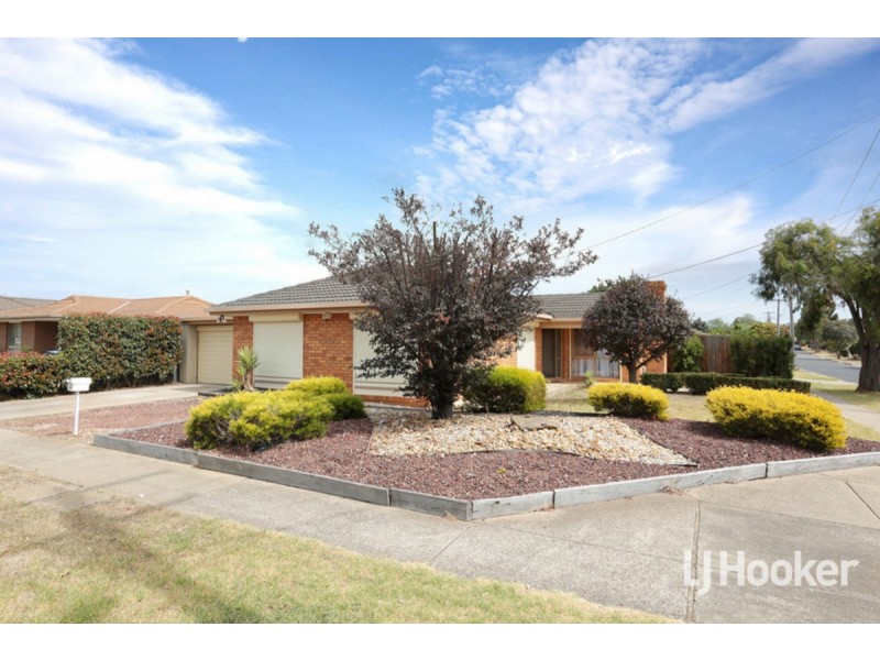 99 Bellbridge Drive, Hoppers Crossing VIC 3029