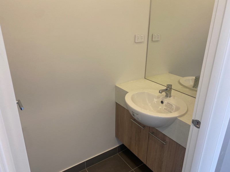 10 Akhtar Avenue, Rockbank VIC 3335