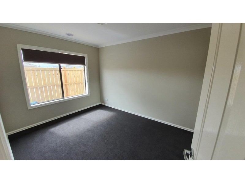 24 Stockmans Drive, Truganina VIC 3029