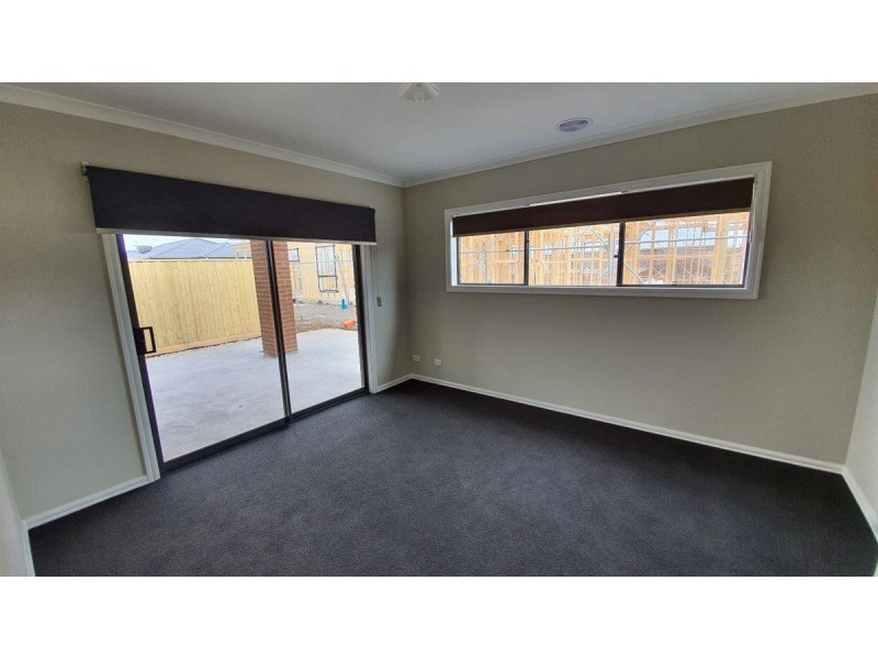 24 Stockmans Drive, Truganina VIC 3029
