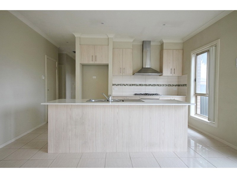 10 Kristini Place, Truganina VIC 3029