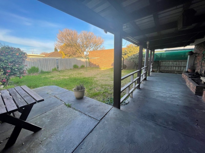 17 Milton Drive, Wyndham Vale VIC 3024