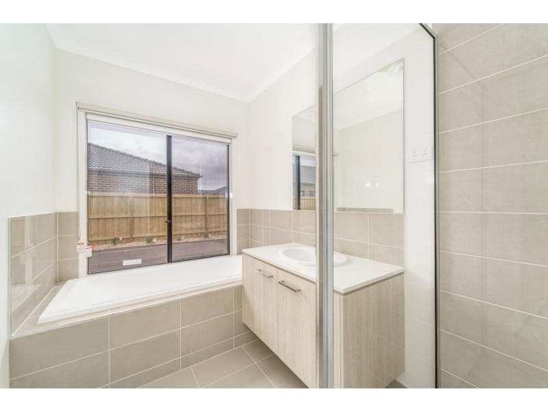10 Orinoco Chase, Werribee VIC 3030
