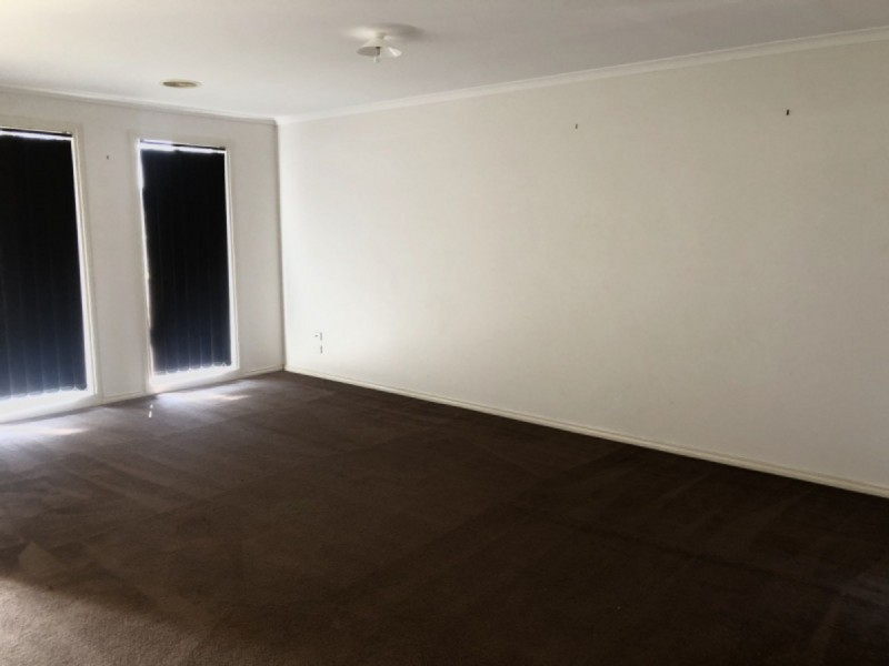 10 Laurence Way, Tarneit VIC 3029