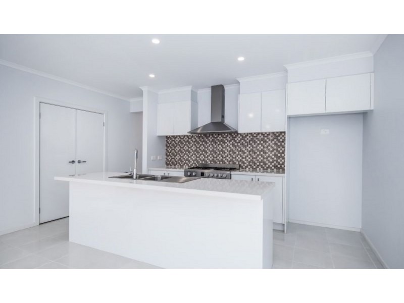 91 Treeve Parkway Werribee VIC 30, Werribee VIC 3030