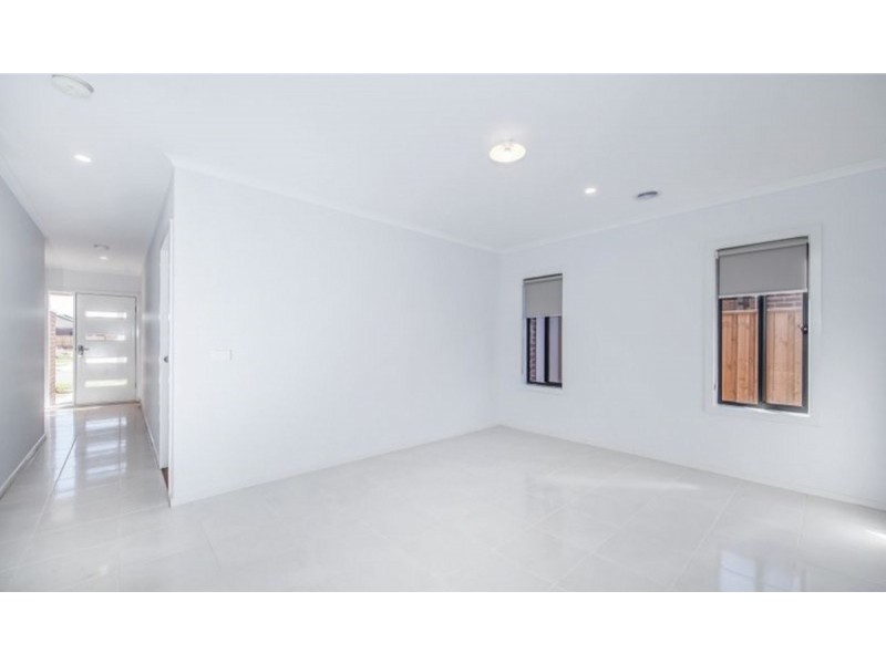 91 Treeve Parkway Werribee VIC 30, Werribee VIC 3030
