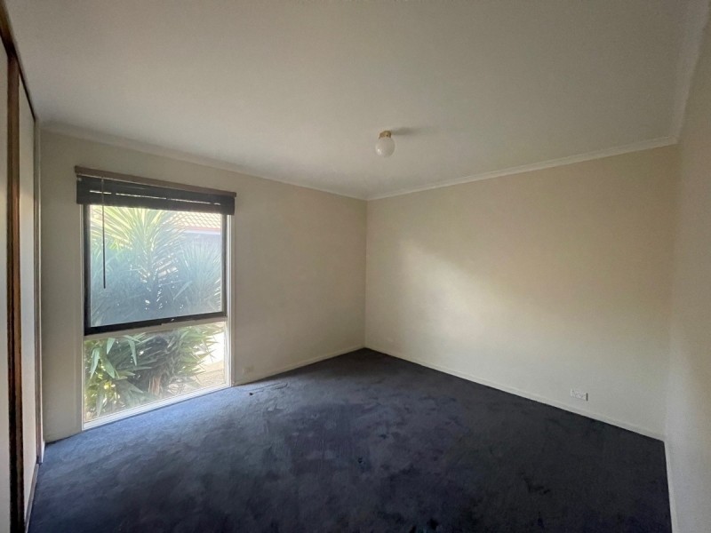 1/22 Centre Avenue, Werribee VIC 3030