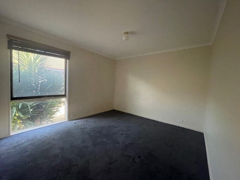 1/22 Centre Avenue, Werribee VIC 3030