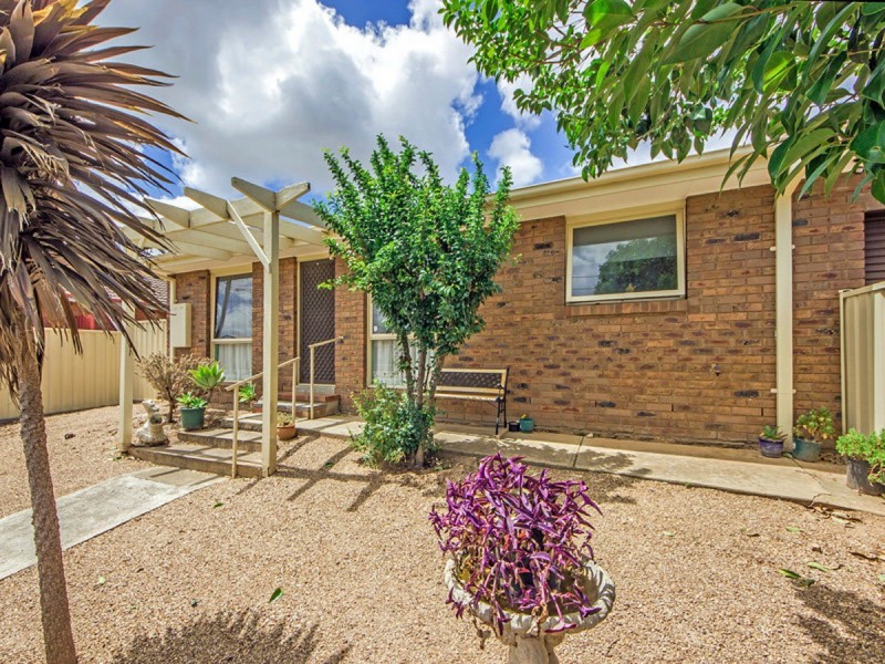 1/22 Centre Avenue, Werribee VIC 3030