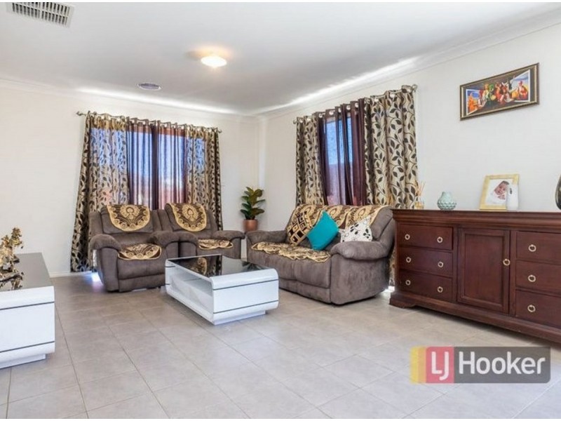 17 Boneo Road, Wyndham Vale VIC 3024