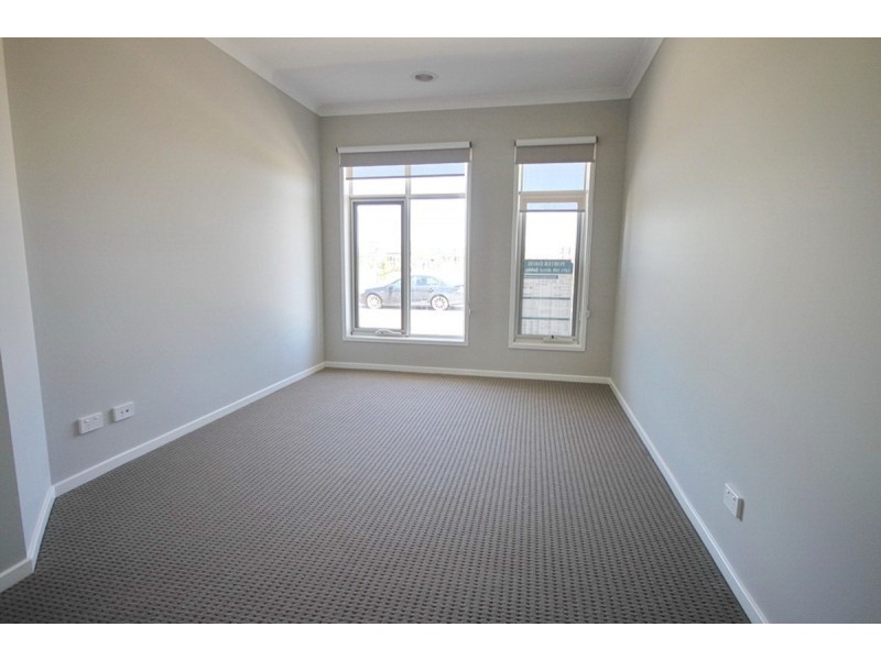 10 Leo Avenue, Tarneit VIC 3029