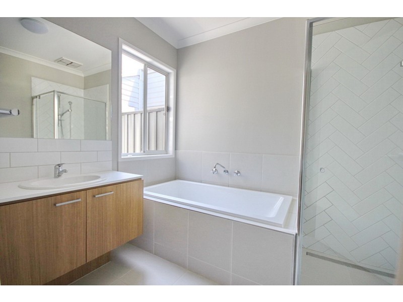 10 Leo Avenue, Tarneit VIC 3029