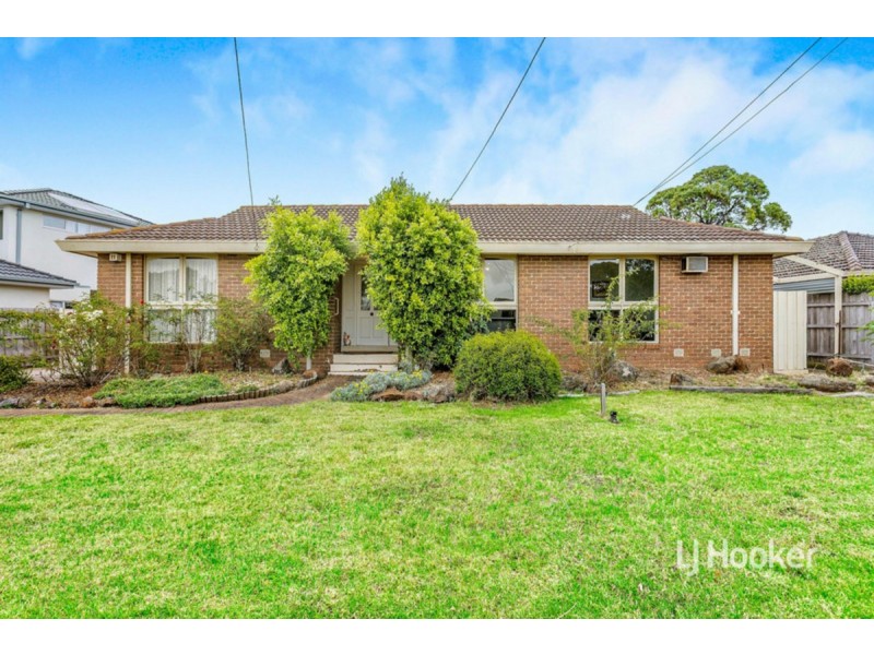 8 Burnham Drive, Hoppers Crossing VIC 3029