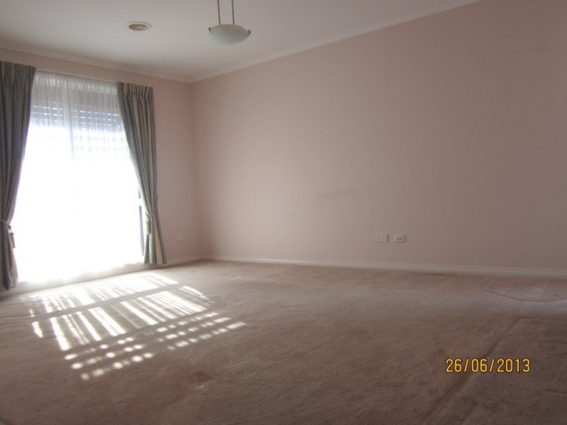 80 Baggott Drive, Hoppers Crossing VIC 3029