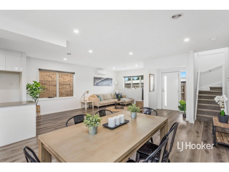 2/53 Margaret Street, Werribee VIC 3030