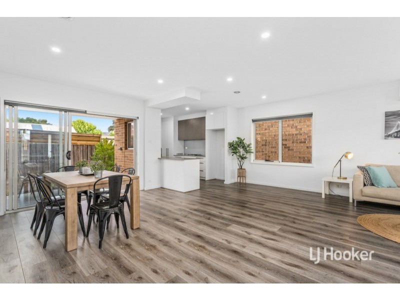 2/53 Margaret Street, Werribee VIC 3030