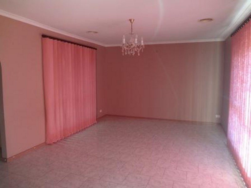 13 Cameron Drive., Hoppers Crossing VIC 3029