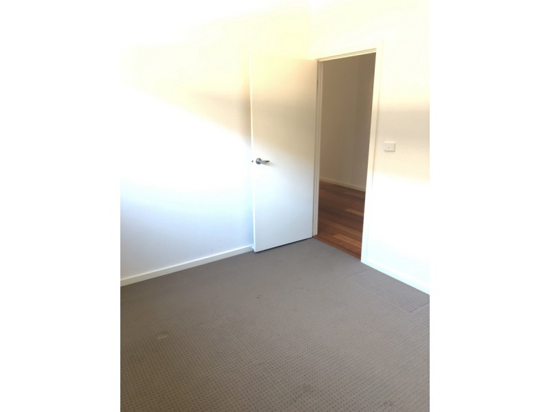 34 Sixth Avenue, Altona North VIC 3025