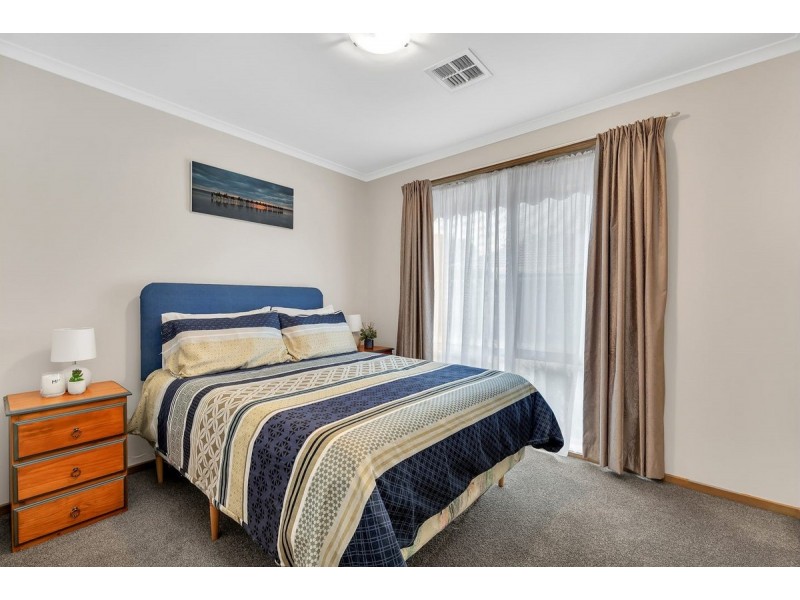 28 Mckenzie Crescent, Hoppers Crossing VIC 3029