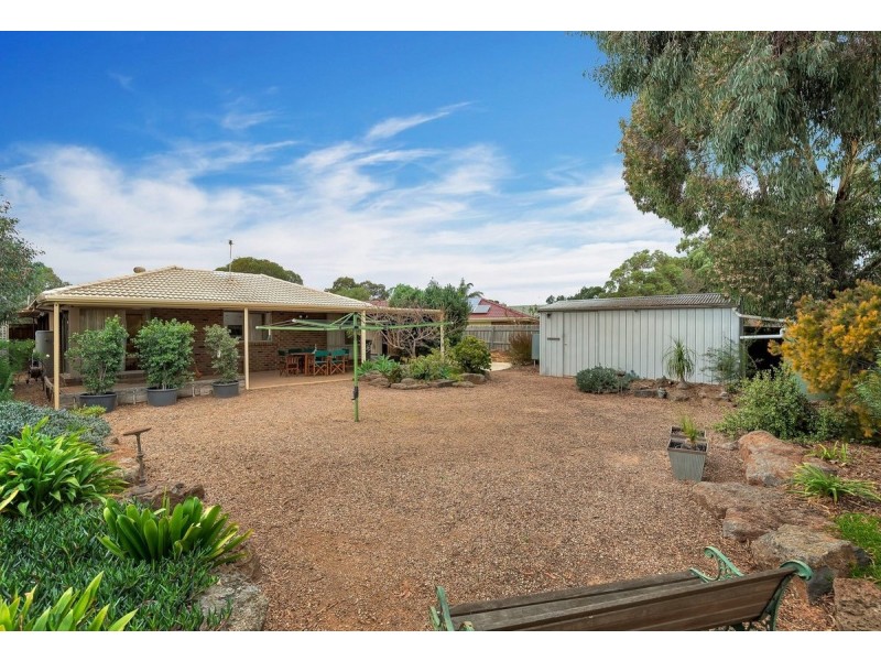 28 Mckenzie Crescent, Hoppers Crossing VIC 3029