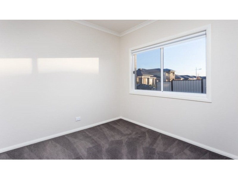 9 Mercantour Boulevard, Tarneit VIC 3029