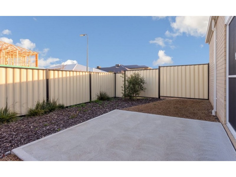 9 Mercantour Boulevard, Tarneit VIC 3029