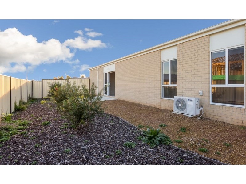 9 Mercantour Boulevard, Tarneit VIC 3029