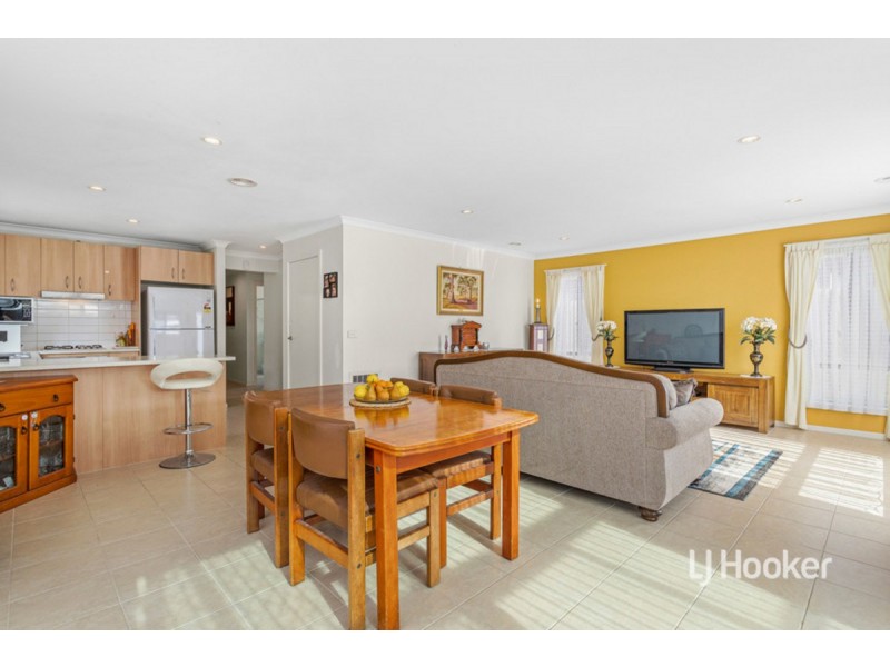 44 Chapman Drive, Wyndham Vale VIC 3024