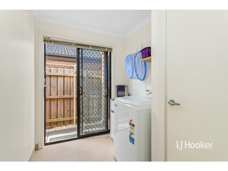 44 Chapman Drive, Wyndham Vale VIC 3024