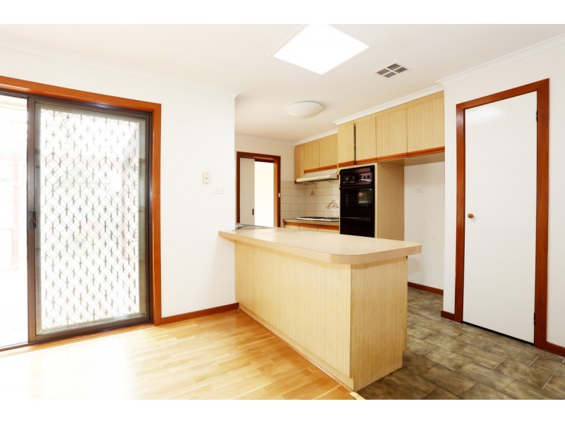 44 Silvereye Crescent, Werribee VIC 3030