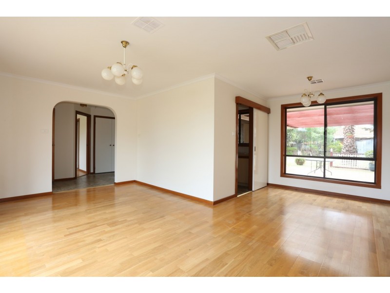 44 Silvereye Crescent, Werribee VIC 3030