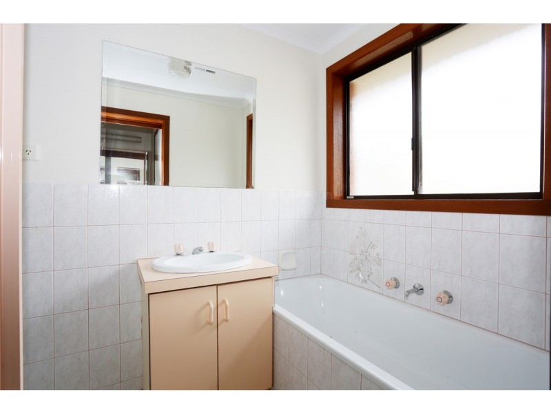 44 Silvereye Crescent, Werribee VIC 3030