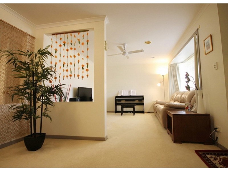 15 Mirambeek Road, Hoppers Crossing VIC 3029